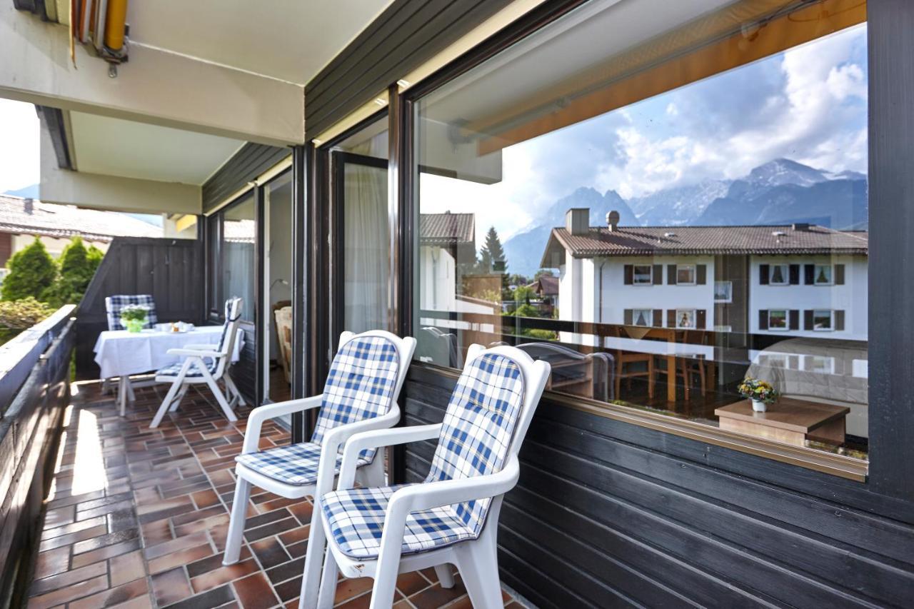 Alpenkette Apartment Garmisch-Partenkirchen Bagian luar foto